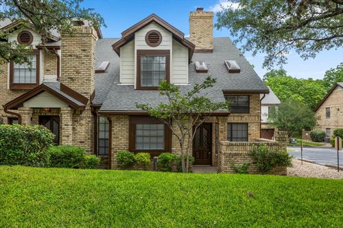 27-10819 Crown Colony Dr, Austin, TX, 78747-1643 | Card Image