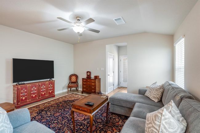 115 Oakdale Meadows Ln, House other with 3 bedrooms, 2 bathrooms and 2 parking in Hutto TX | Image 9