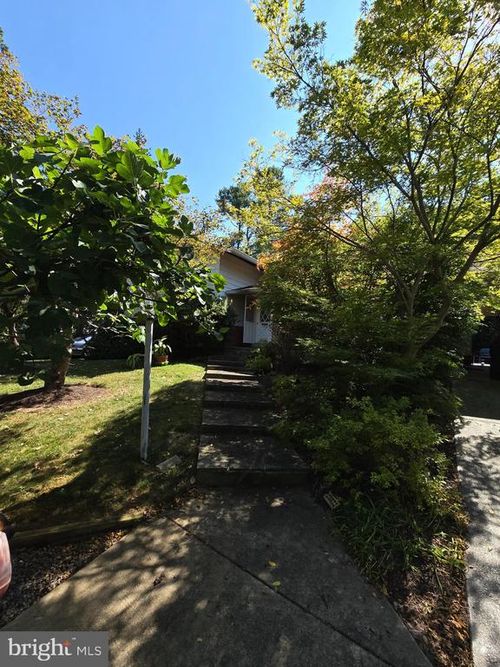 11902 Enid Dr, POTOMAC, MD, 20854-3456 | Card Image