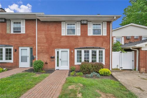 5-11 Meadowlawn Drive, Mentor, OH, 44060 | Card Image