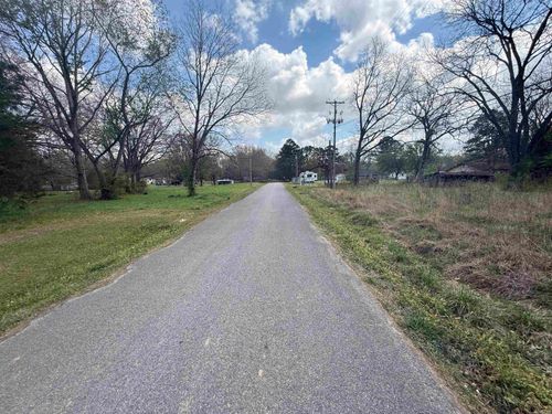 104 Ne 2nd St, Bradford, AR, 72020-9243 | Card Image