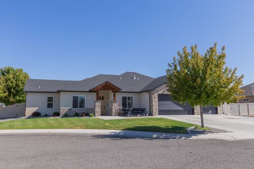 1527 Elmont Court, Fruita, CO, 81521 | Card Image