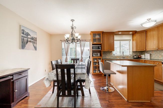 14370 68 B Avenue, House other with 5 bedrooms, 4 bathrooms and 4 parking in Surrey BC | Image 3