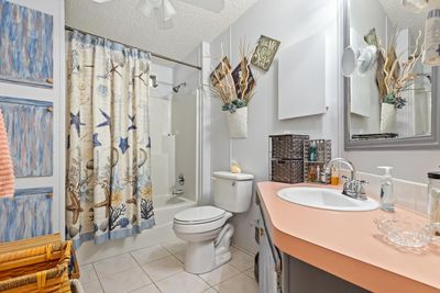 19 - 483 Tropical Isles Circle, House other with 2 bedrooms, 2 bathrooms and null parking in Fort Pierce FL | Image 3