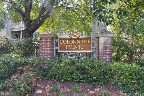 8-110 Biscayne Ct, Princeton, NJ, 08540-7802 | Card Image