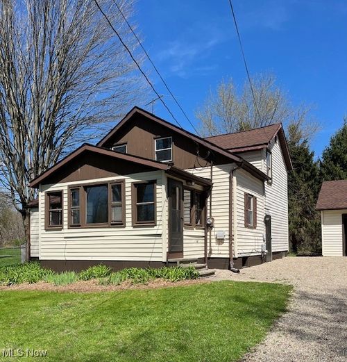 4511 Orchard St, Mantua, OH, 44255-9701 | Card Image