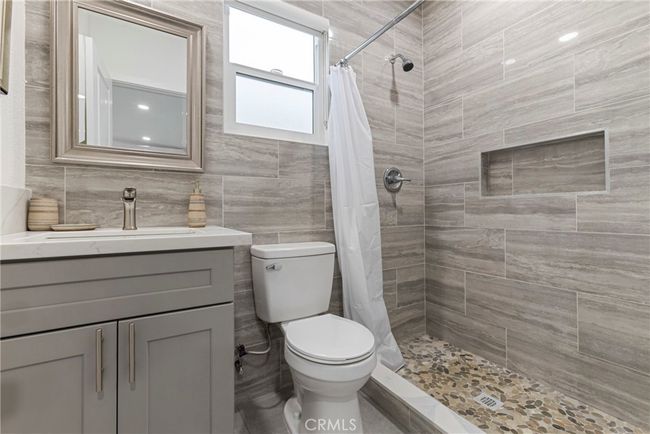 7335 Kyle St, House other with 3 bedrooms, 3 bathrooms and null parking in Tujunga CA | Image 14