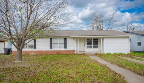 1910 S 13th St, Temple, TX, 76504-7370 | Card Image