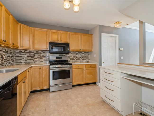 416 Cornwall Meadows Ln, Townhouse with 1 bedrooms, 3 bathrooms and 2 parking in Patterson NY | Image 8
