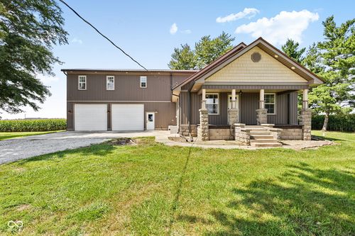 2332 N 700 E, Elwood, IN, 46036-8534 | Card Image