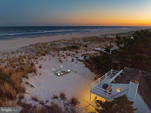 6 N 4th St, Surf City, NJ, 08008-5225 | Card Image