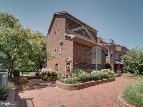600 N Tazewell St, ARLINGTON, VA, 22203-2028 | Card Image