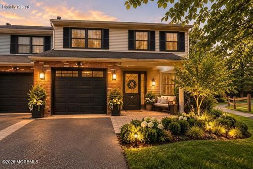 17 Walton Ct, East Brunswick, NJ, 08816-4070 | Card Image