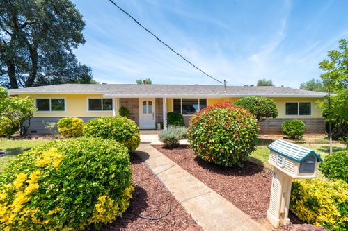 3914 Alma Avenue, Redding, CA, 96002 | Card Image
