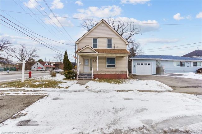 21 Bridge St, House other with 4 bedrooms, 2 bathrooms and 4 parking in Port Colborne ON | Image 4