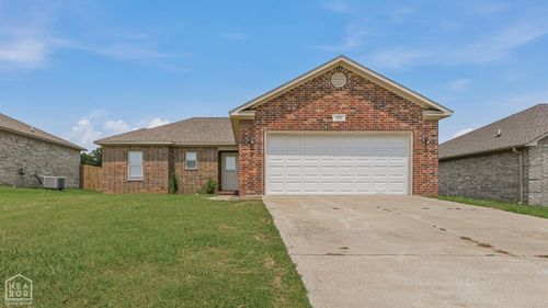434 Wildwood Pt, Jonesboro, AR, 72405-6011 | Card Image