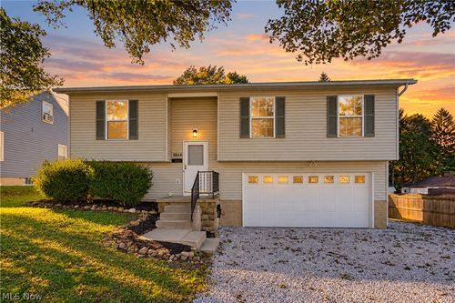 1844 Cramer Ave, Akron, OH, 44312-1008 | Card Image