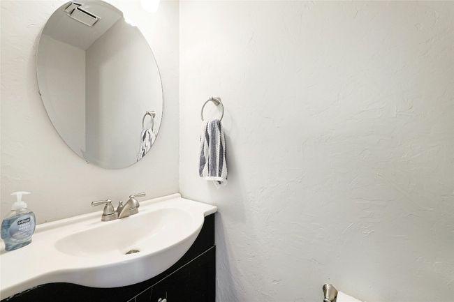 Powder bath on the main floor | Image 12