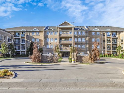 114-481 Rupert Ave, Stouffville, ON, L4A1Y7 | Card Image