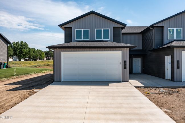 1710 Heart Ridge Loop Se, Townhouse with 3 bedrooms, 3 bathrooms and null parking in Mandan ND | Image 22