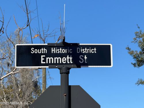 424 Emmett St, PALATKA, FL, 32177-5210 | Card Image