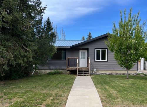 2128 24 St, Coaldale, AB, T1M1J3 | Card Image