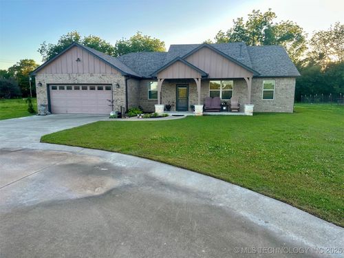 803 Julie Ave, Hominy, OK, 74035-1501 | Card Image