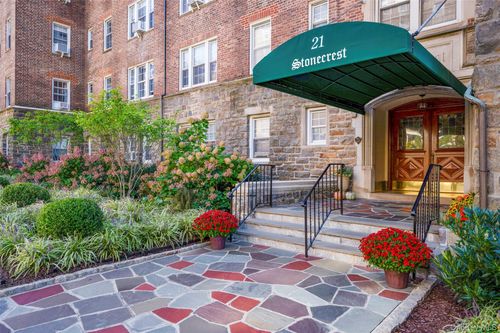 apt-4n-21 N Chatsworth Ave, Larchmont, NY, 10538-2133 | Card Image