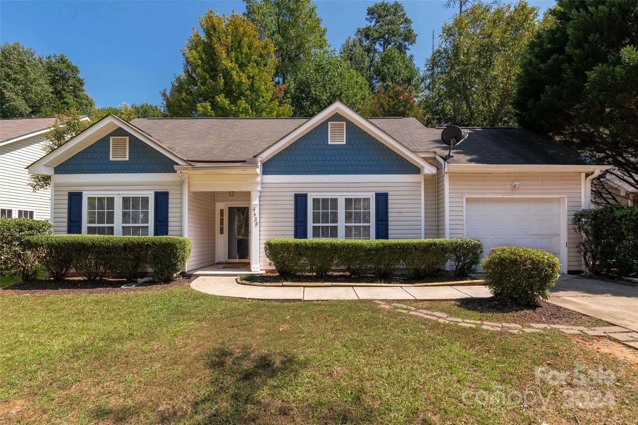Brandie Glen Rd, Charlotte, NC 28269
