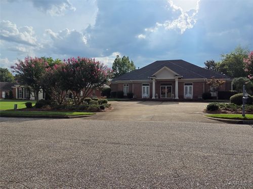 2238 Vaughn Ln, Montgomery, AL, 36106-3203 | Card Image