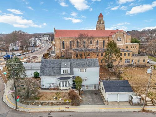 1 E Main St, Milford, MA, 01757-2701 | Card Image