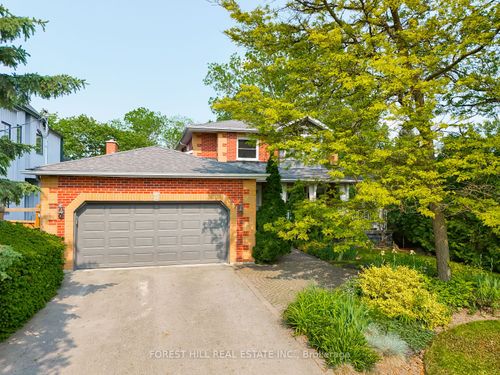 87 George St, Aurora, ON, L4G2S3 | Card Image