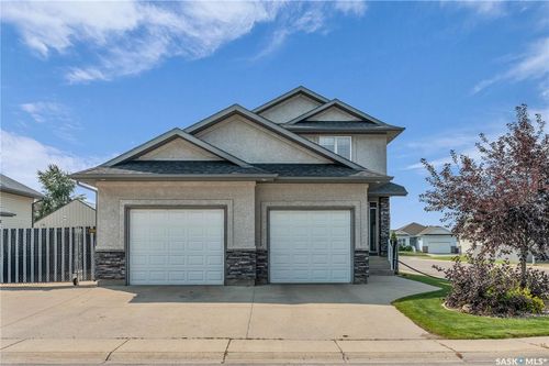 802 Rock Hill Lane, Martensville, SK, S0K0A2 | Card Image