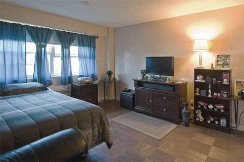 3-245 Elliott St, Beverly, MA, 01915-2455 | Card Image