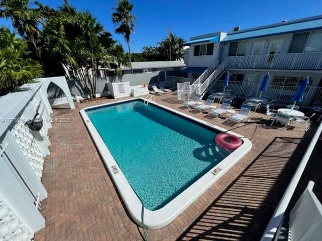 APT-17 - 4228 N Ocean Dr, Condo with 0 bedrooms, 1 bathrooms and null parking in Lauderdale By The Sea FL | Image 36