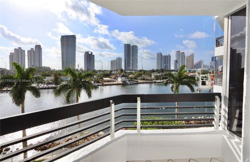 apt-608-19195 Mystic Pointe Dr, Aventura, FL, 33180-4504 | Card Image