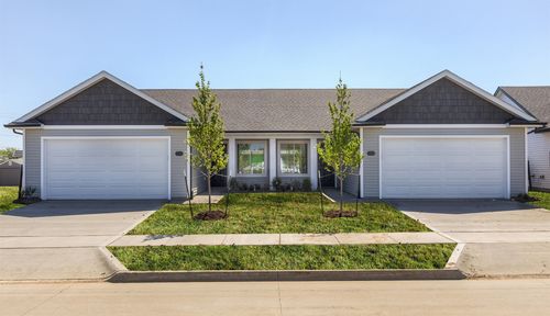 2228 Legacy Dr, Norwalk, IA, 50211-9771 | Card Image