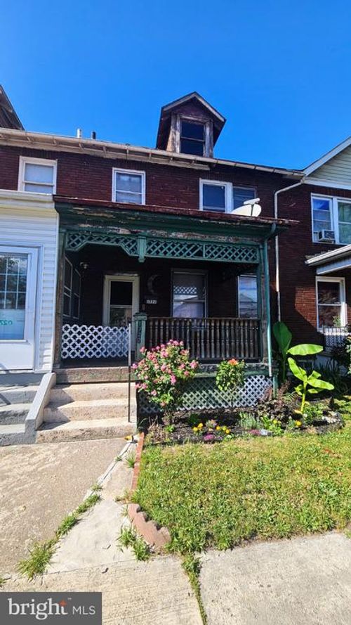 1722 Paxton St, HARRISBURG, PA, 17104-2636 | Card Image