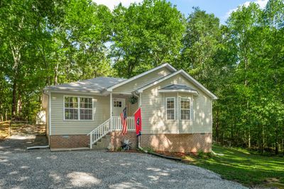 1067 Glendale Rd, House other with 3 bedrooms, 2 bathrooms and 2 parking in White Bluff TN | Image 1