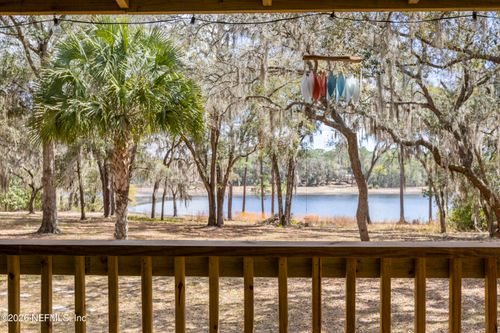 167 W Strickland Rd, Interlachen, FL, 32148-5762 | Card Image