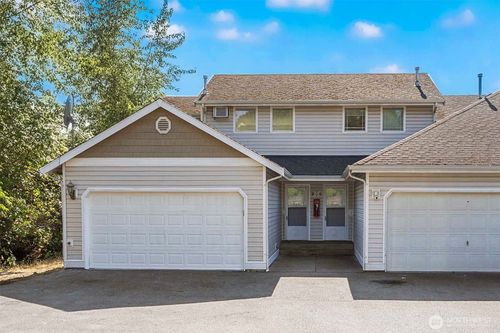 unit-d-1100 Eagle Ridge Dr S, Renton, WA, 98055-3592 | Card Image