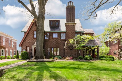 403 E Wabash Ave, Crawfordsville, IN, 47933-2542 | Card Image