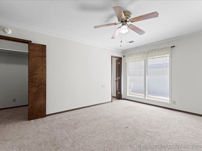 38 - 38 Se Shadow Lake Dr, Condo with 2 bedrooms, 2 bathrooms and null parking in Bartlesville OK | Image 14