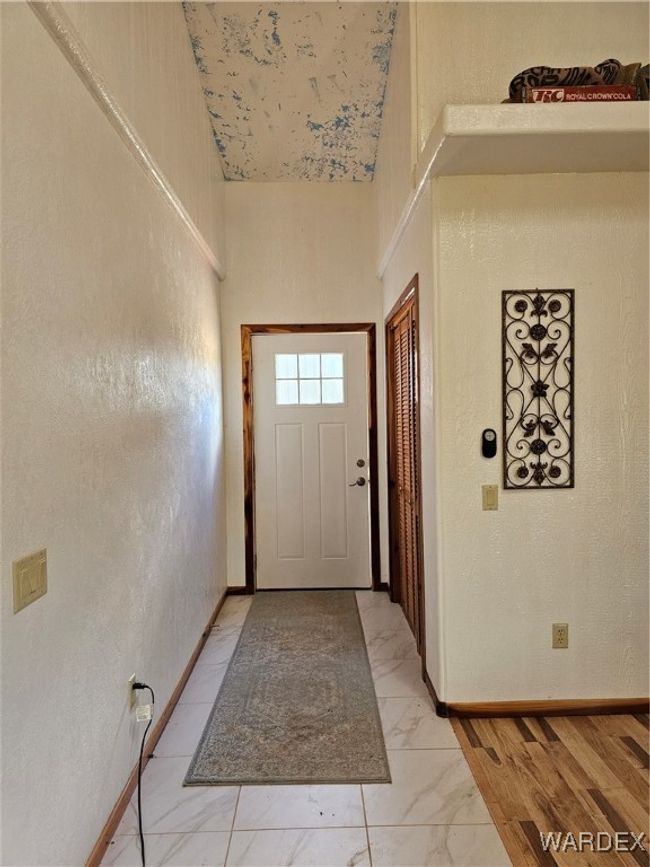 Entry | Image 6