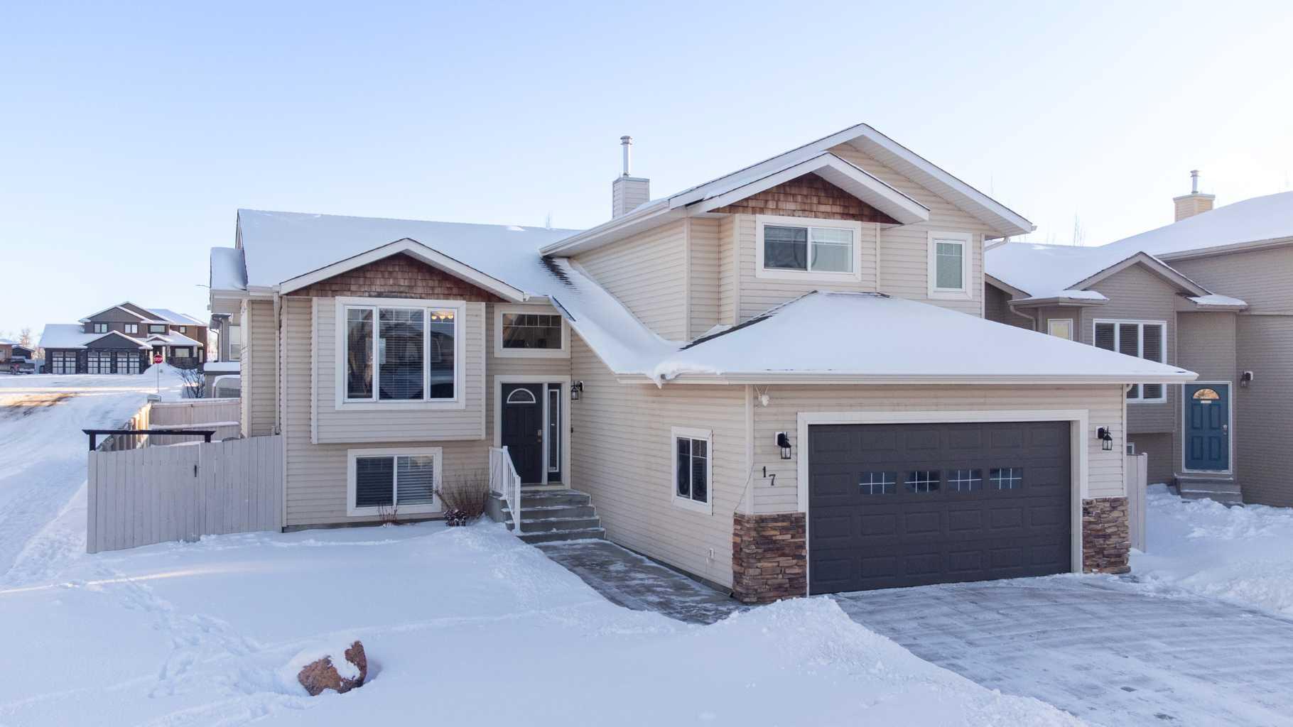 17 Lakeland Road, Sold in Sylvan Lake Zoocasa