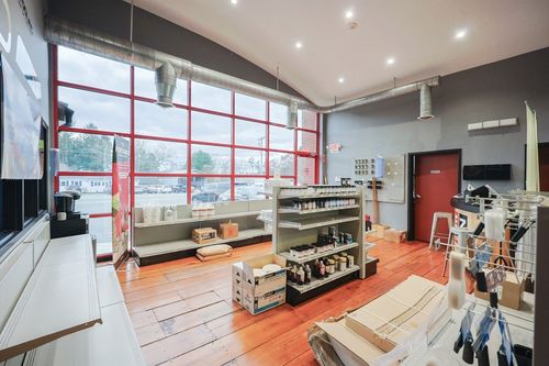 c-1134 American Legion Hwy, Westport, MA, 02790-1193 | Card Image