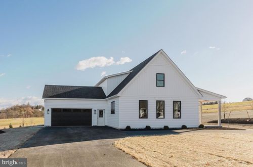 5 Mowery Rd, DILLSBURG, PA, 17019-9158 | Card Image