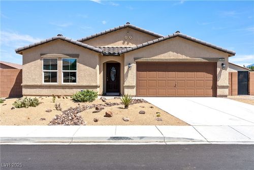 3966 E Garfield Dr, Pahrump, NV, 89061-0112 | Card Image