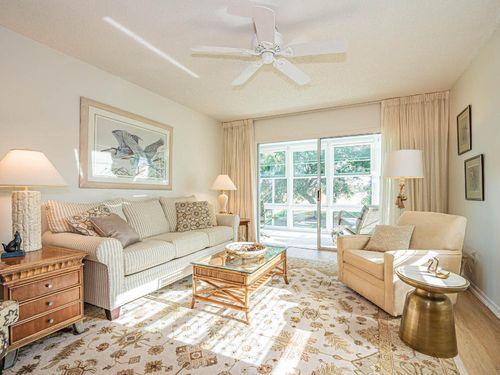 201-36 Vista Gardens Trail, Vero Beach, FL, 32962 | Card Image
