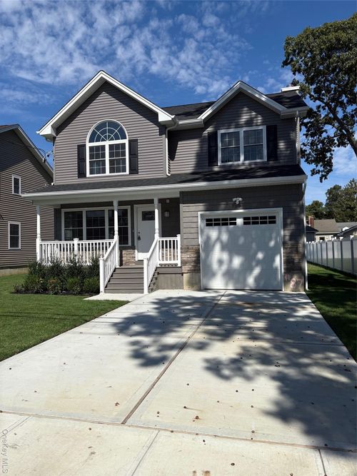 87 Beechwood Ave, Roosevelt, NY, 11575-1613 | Card Image